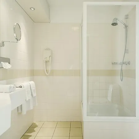 Hotel Hampshire - Newport Huizen