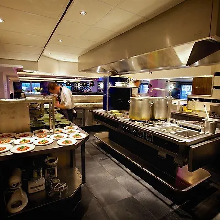Hampshire - Newport 4*